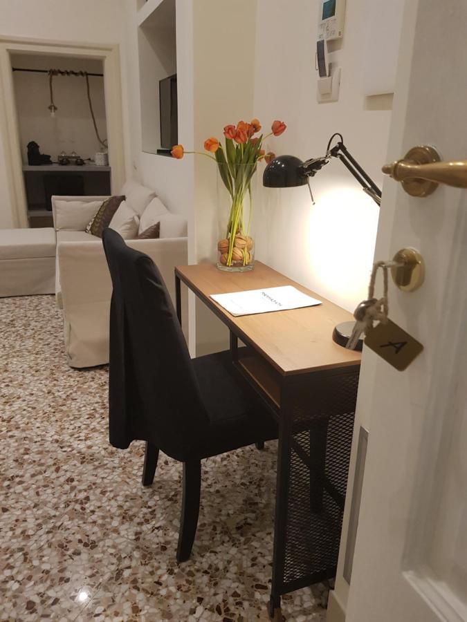 Mammadada Charm Rooms Bari Phòng bức ảnh